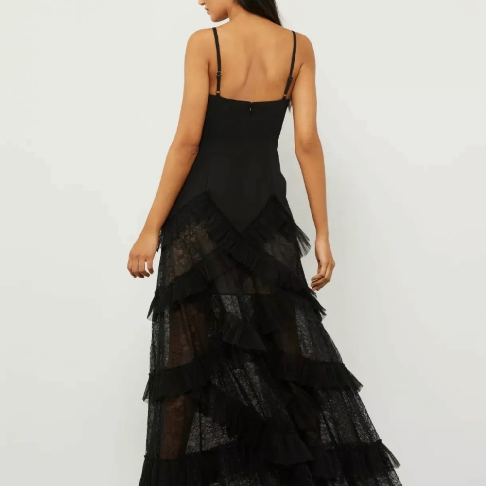 Bcbgmaxazria New with tags. Size 4